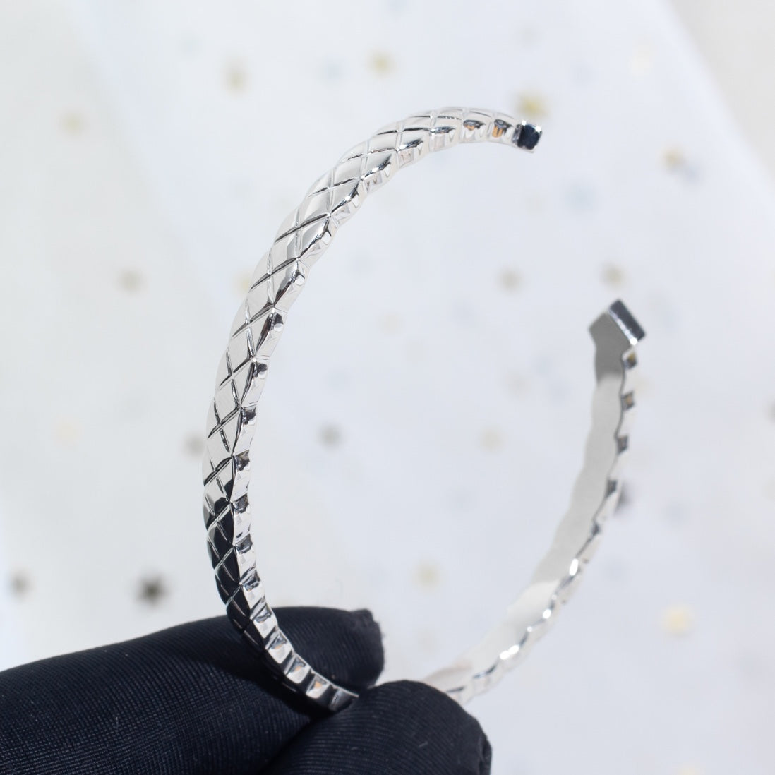 Chanel Crush Bracelet Open Cuff Silver - product view 2