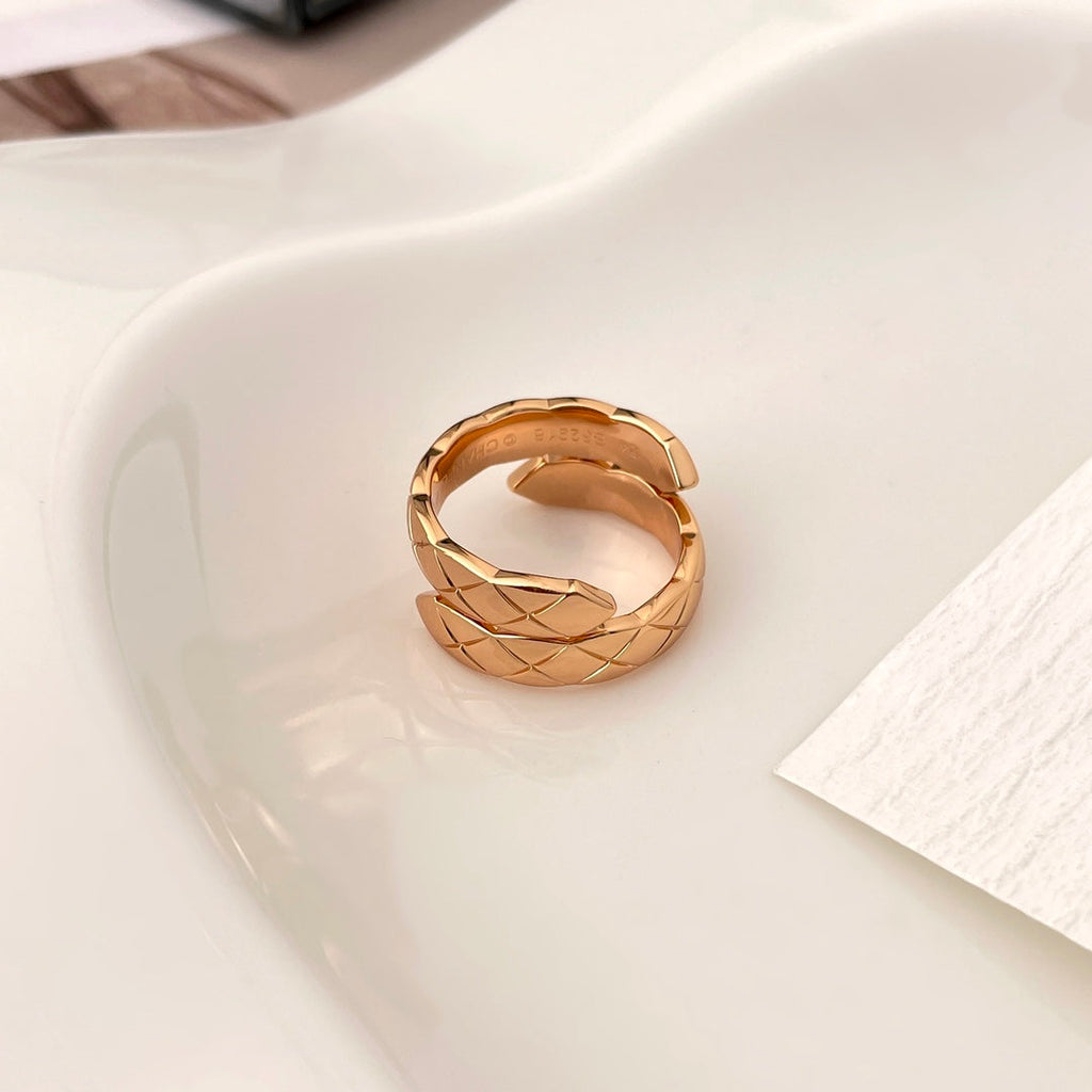 Chanel Crush Toi Et Moi Medium Ring - product view 11