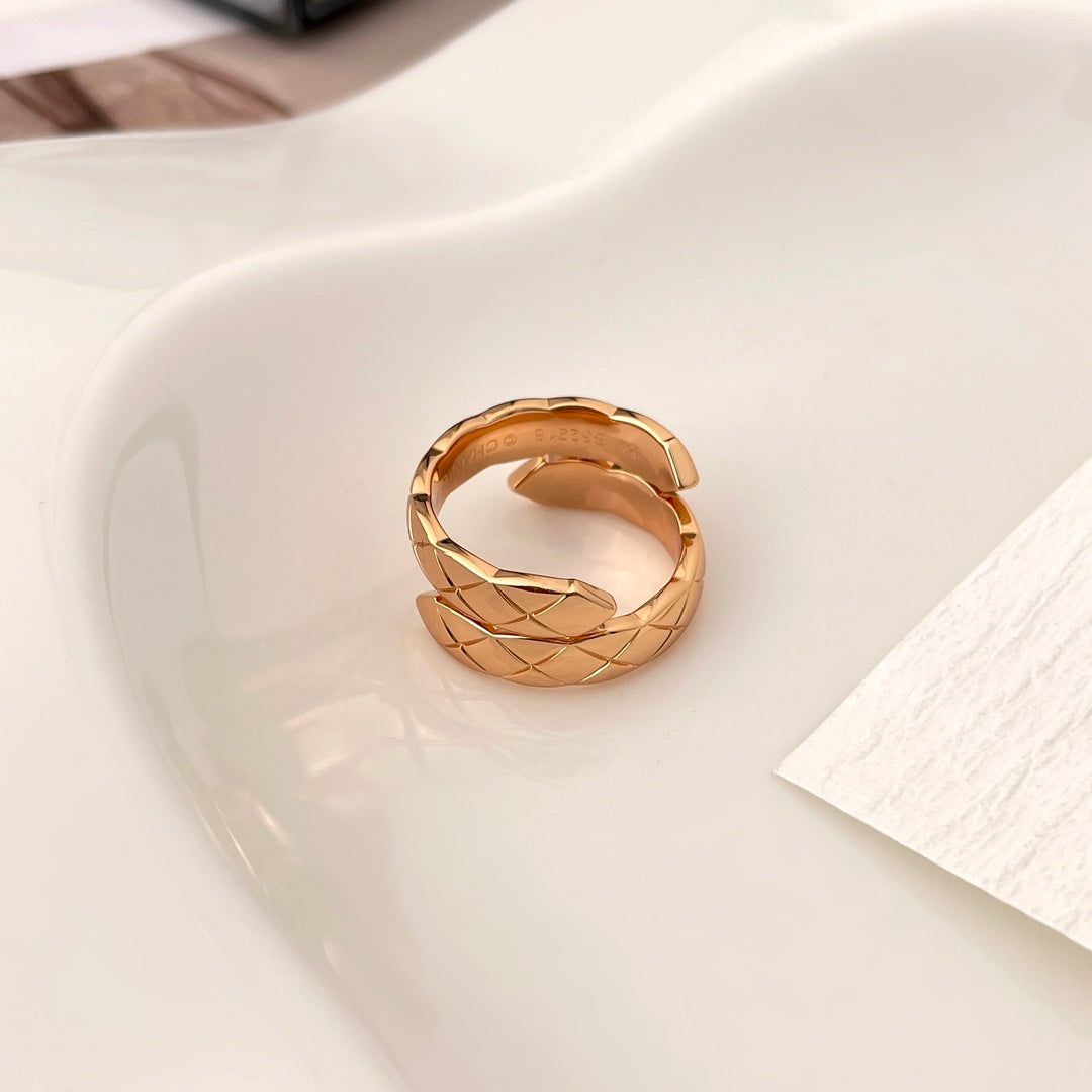 Chanel Crush Toi Et Moi Medium Ring - product view 11