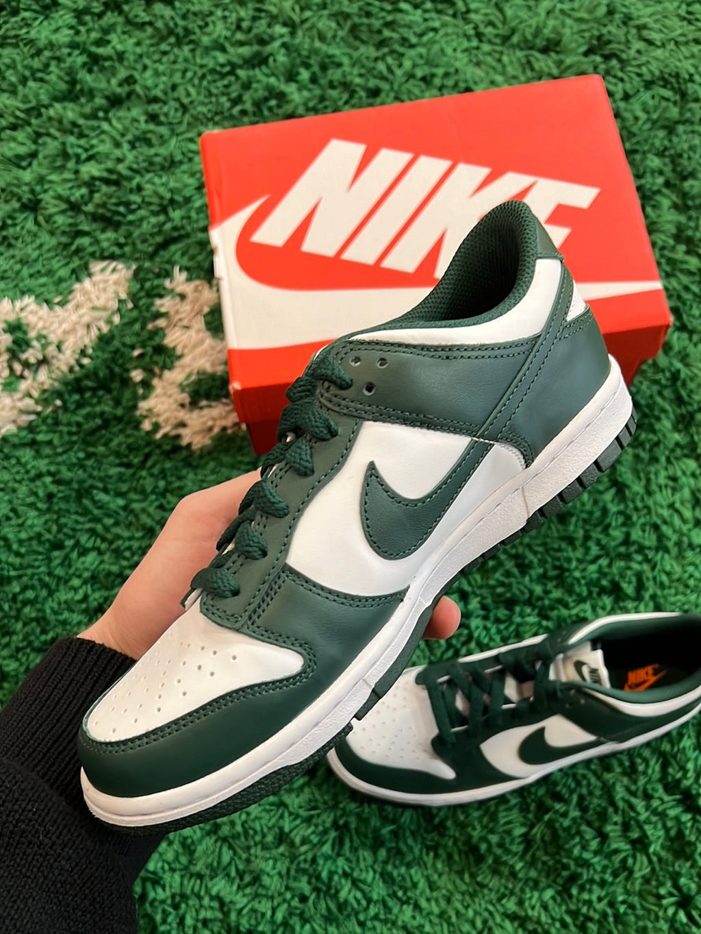 Nike Dunk Low “Michigan State” - product view 3
