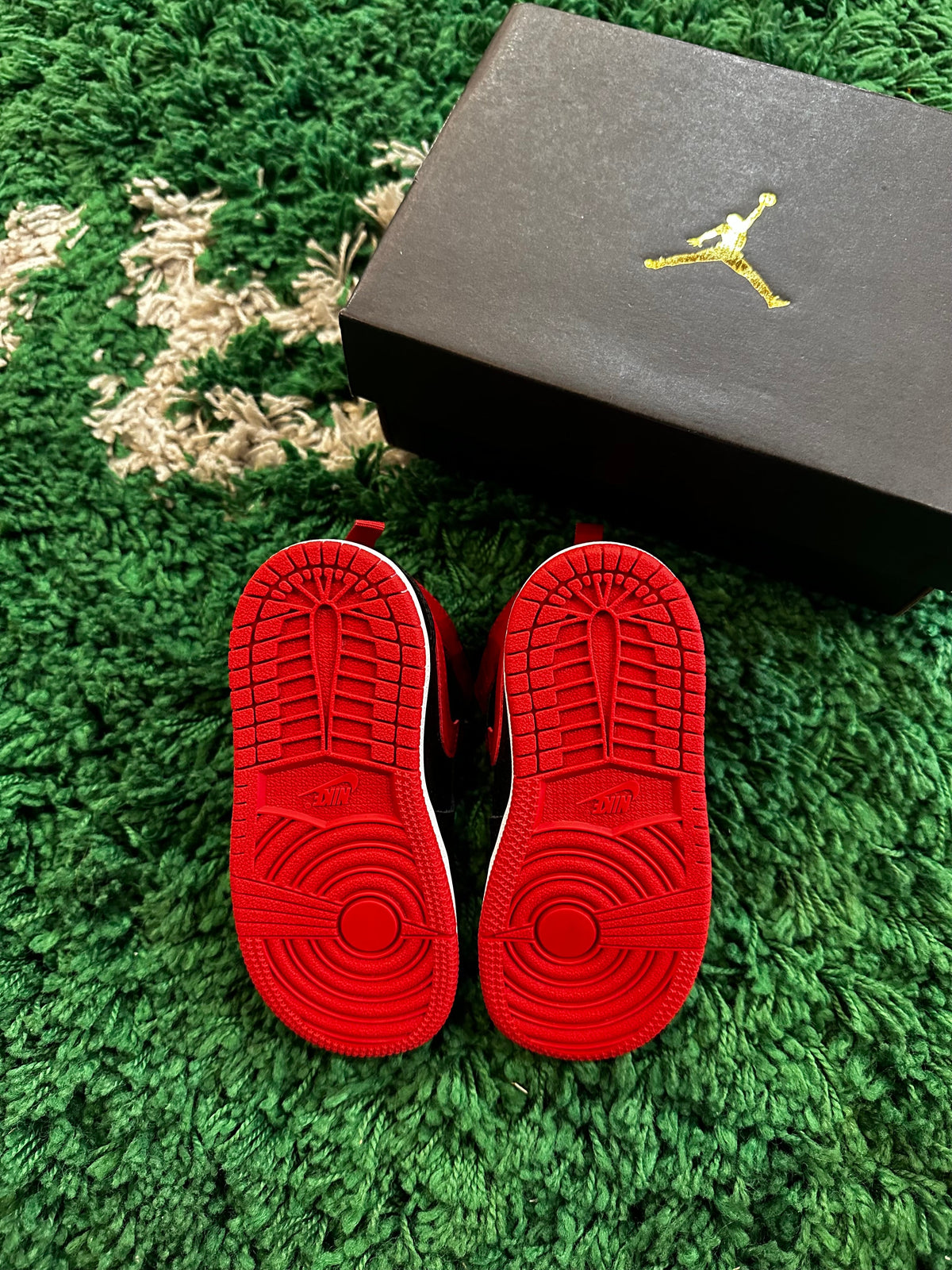 Jordan 1 “Alternate Bred” Toddler - product view 5