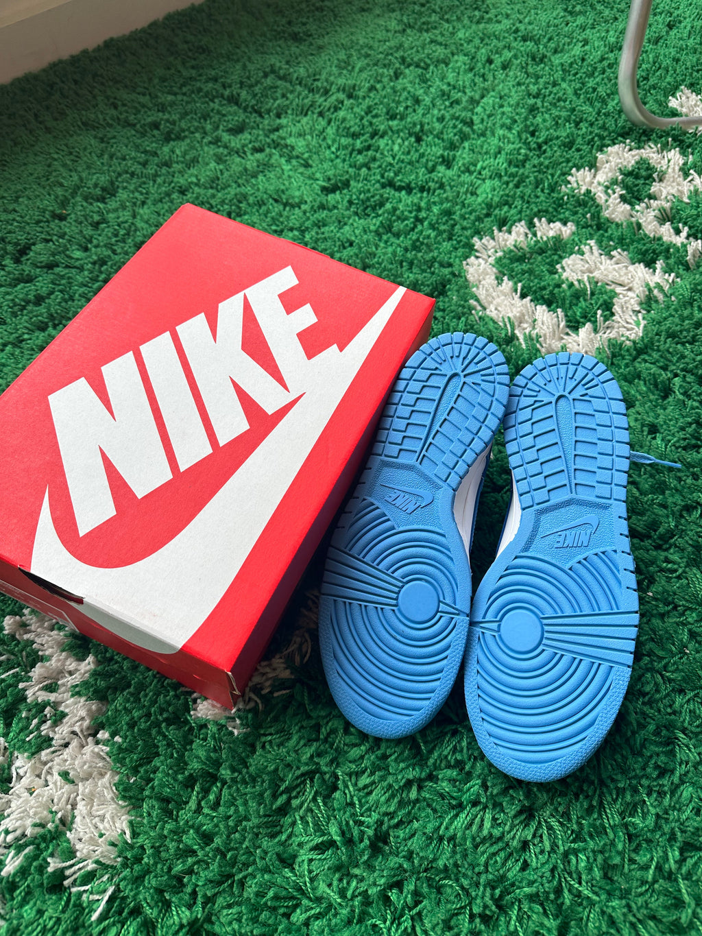 Nike Dunk Low “UNC” - product view 5