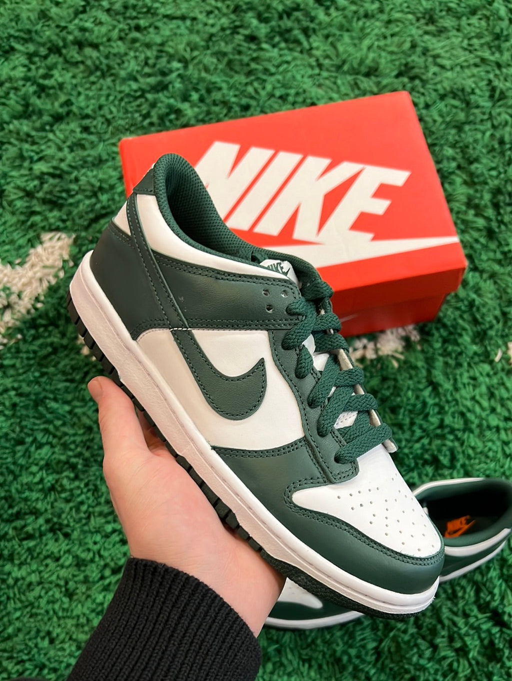 Nike Dunk Low “Michigan State” - product view 2