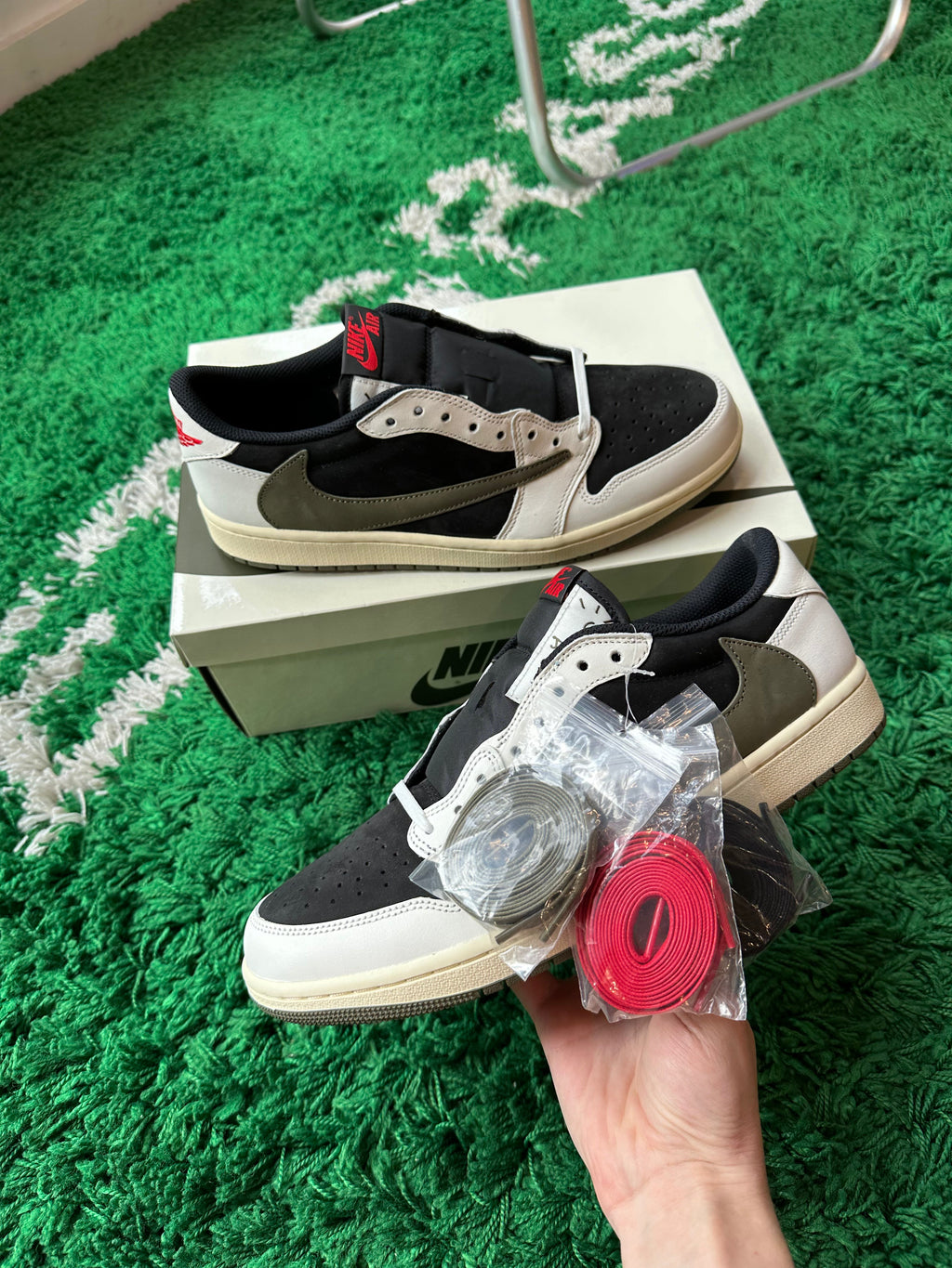 Jordan 1 Low x Travis Scott “Olive” - product view 7