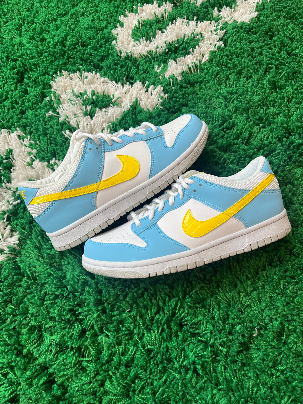 Nike Dunk Low “Homer Simpson” - product view 1