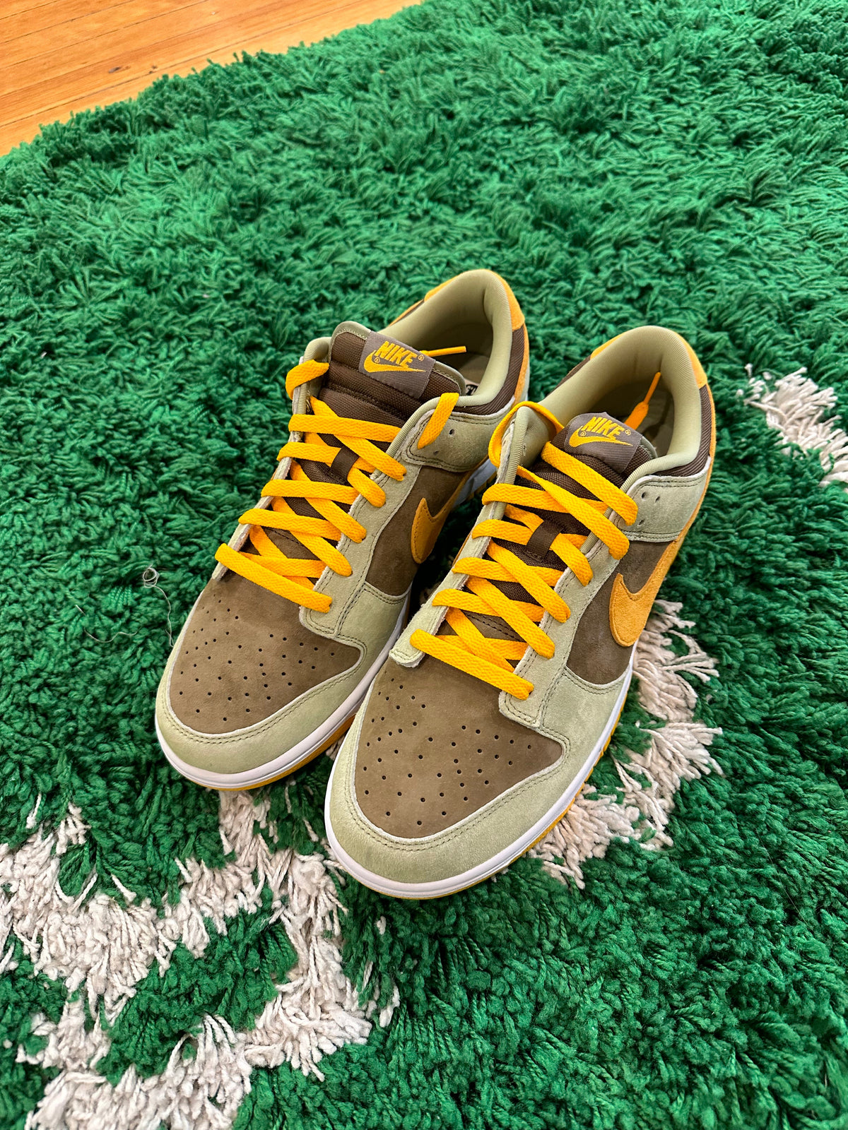 Nike Dunk Low “Dusty Olive” - product view 2
