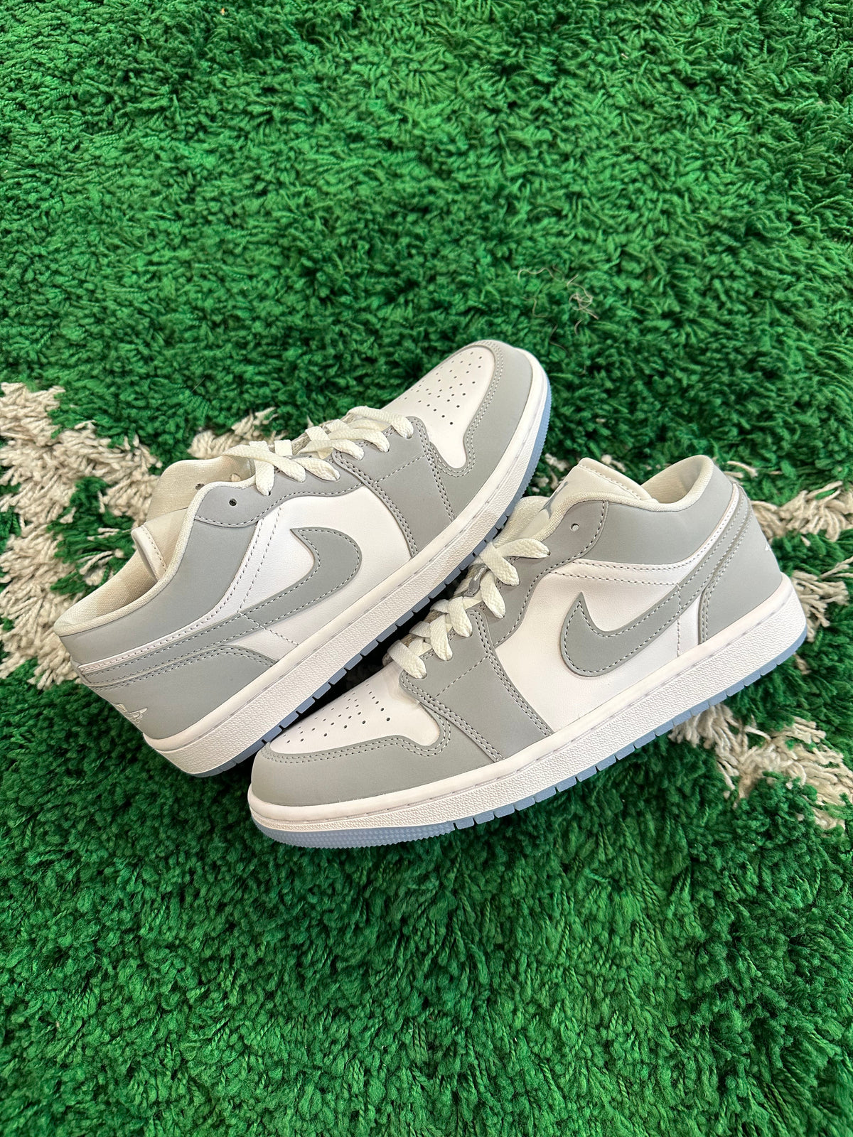Jordan 1 Low “Wolf Grey” - product view 2