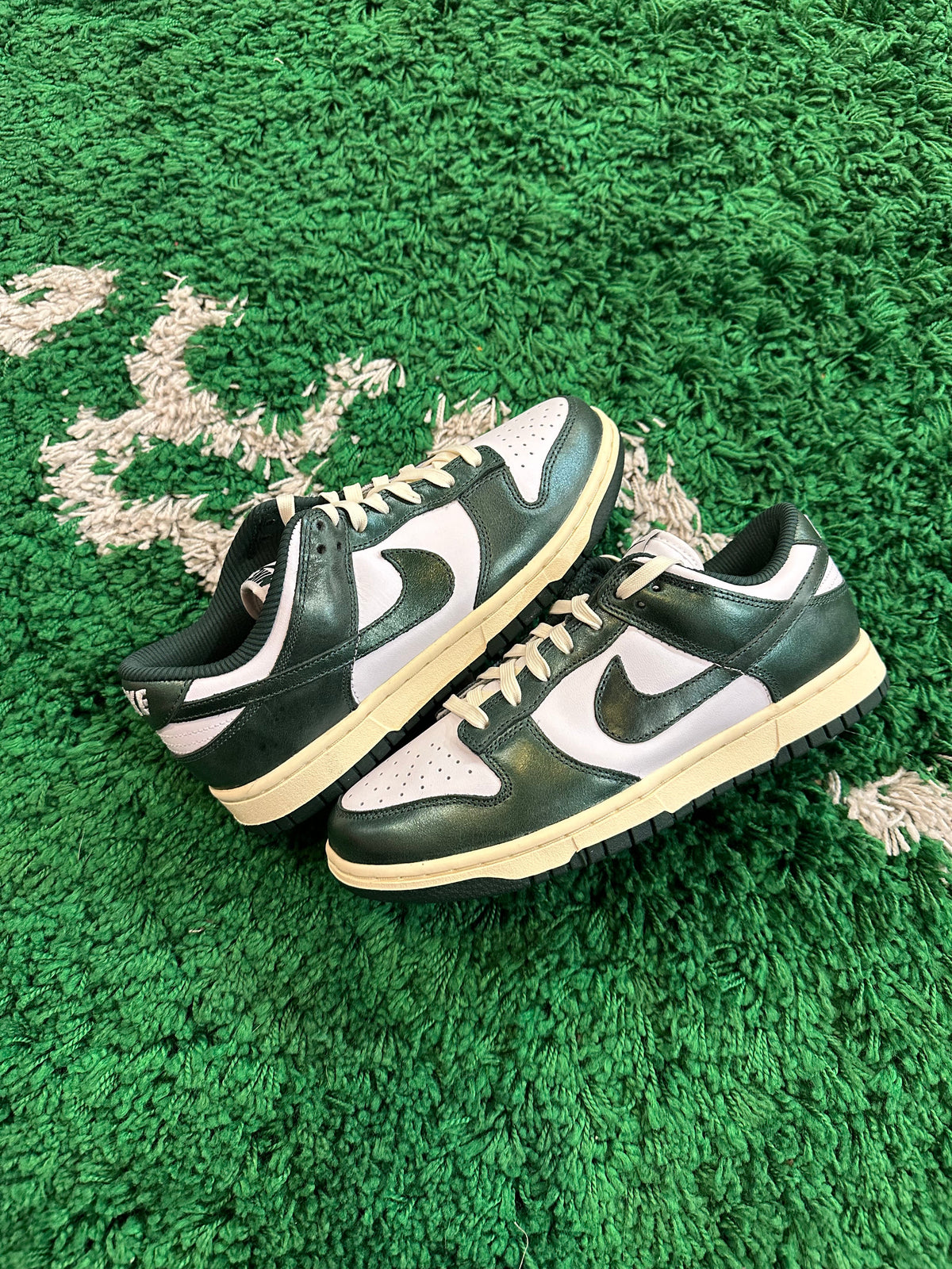 Nike Dunk Low “Vintage Green” - product view 1