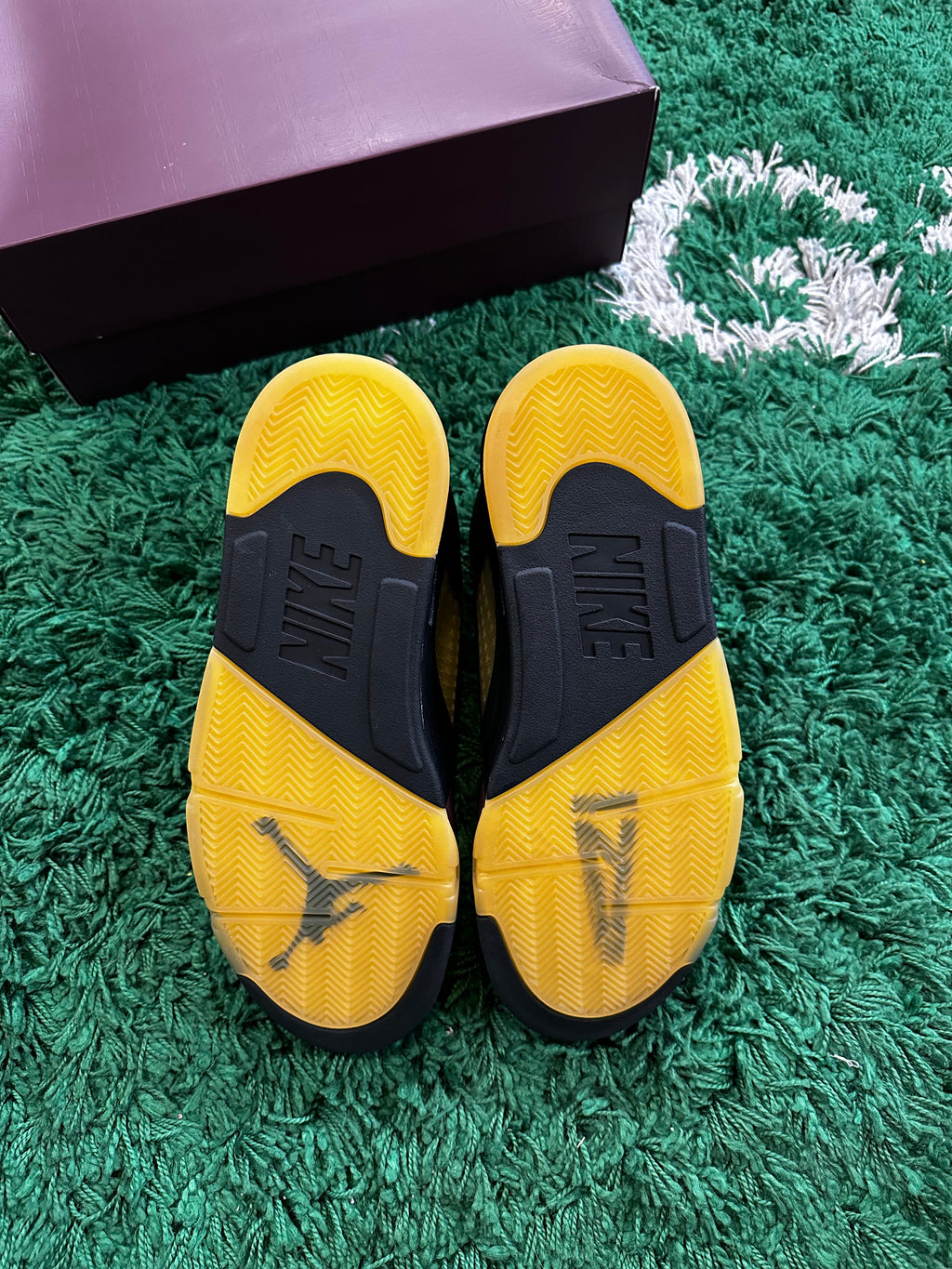 Jordan 5 Retro A Ma Maniére “Dusk” - product view 5