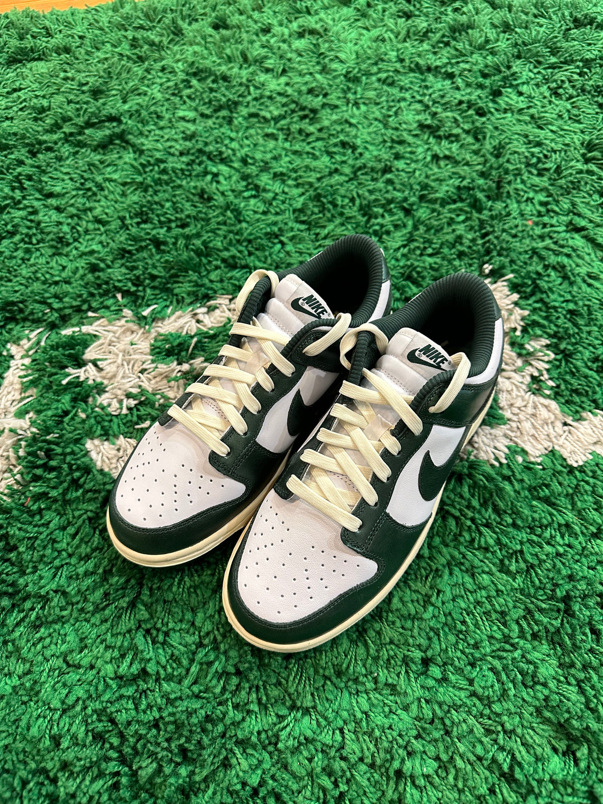 Nike Dunk Low “Vintage Green” - product view 2