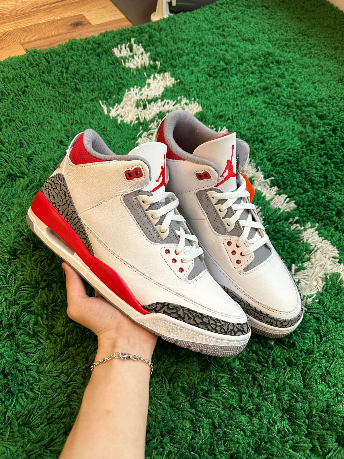 Jordan 3 “Fire Red” - product view 3