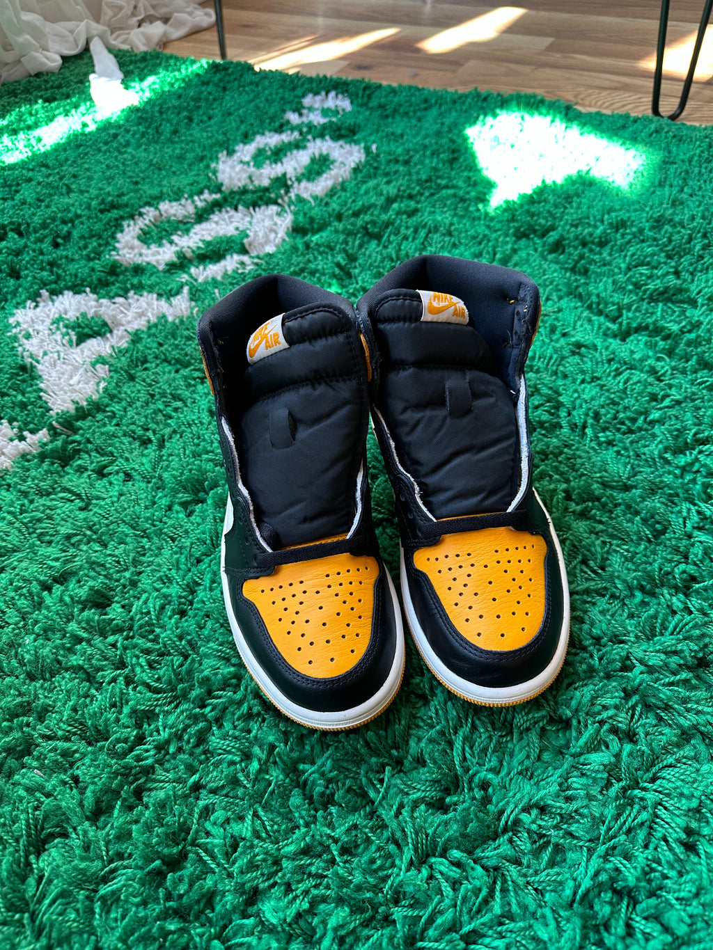 Jordan 1 High “Taxi” - product view 7