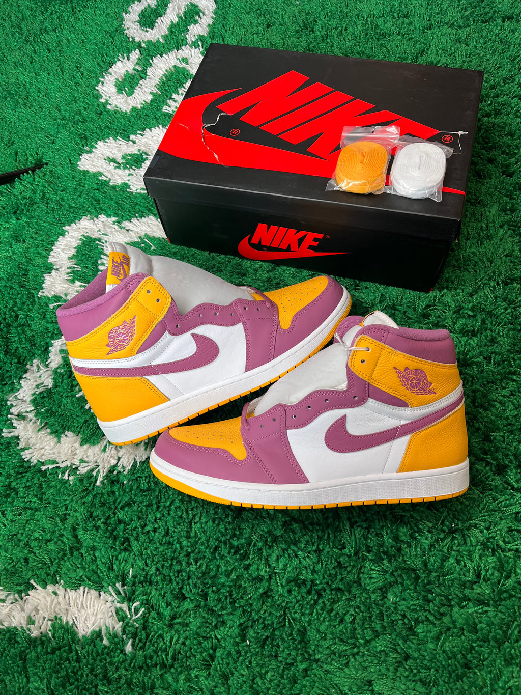 Jordan 1 High “Brotherhood” - product view 3