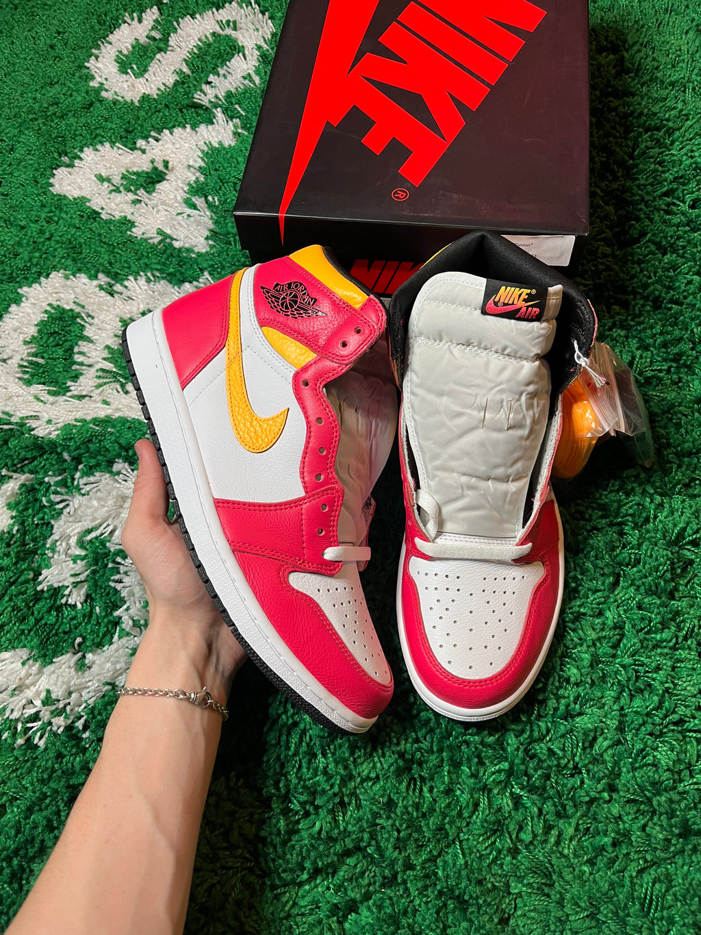 Jordan 1 High “Fusion Red” - product view 2