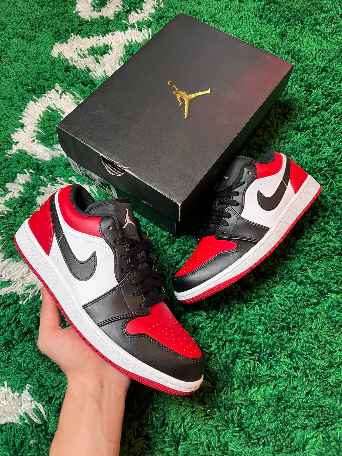 Jordan 1 Low “Bred Toe” - product view 4