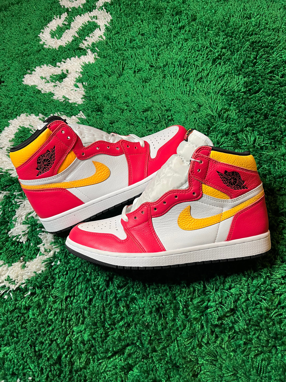 Jordan 1 High “Fusion Red” - product view 3