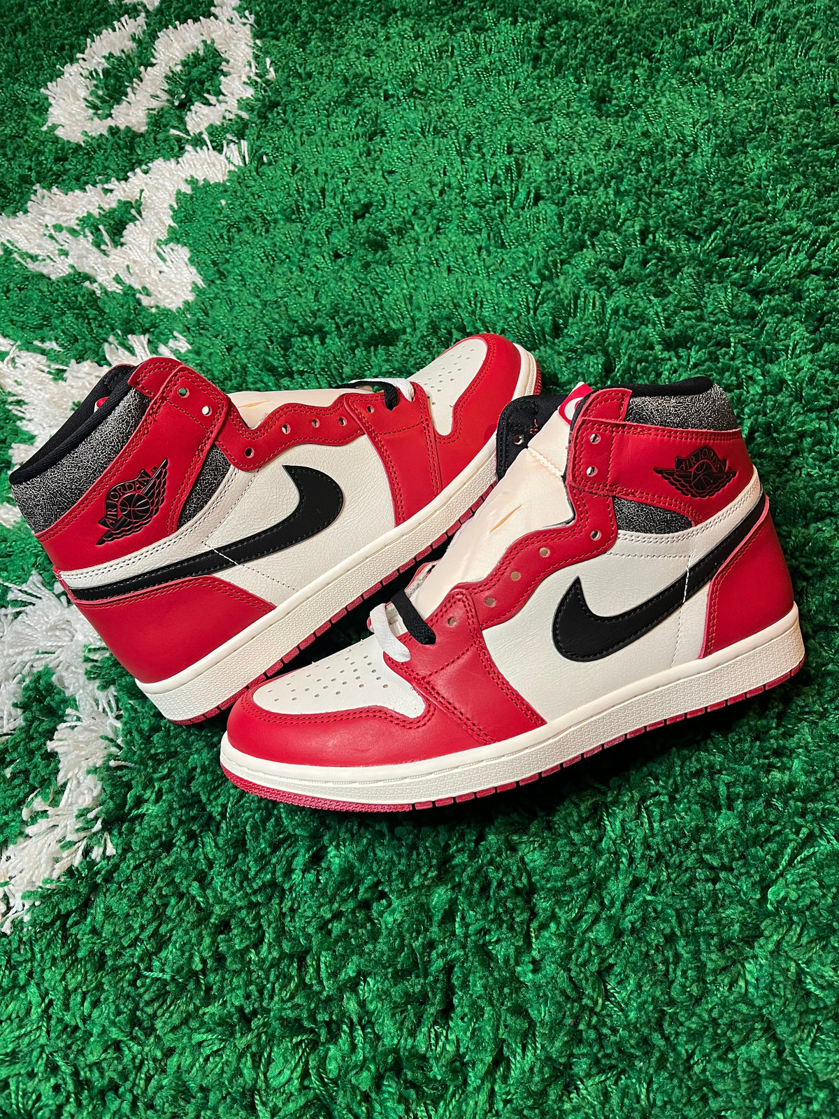 Jordan 1 High “Lost and Found” - product view 2