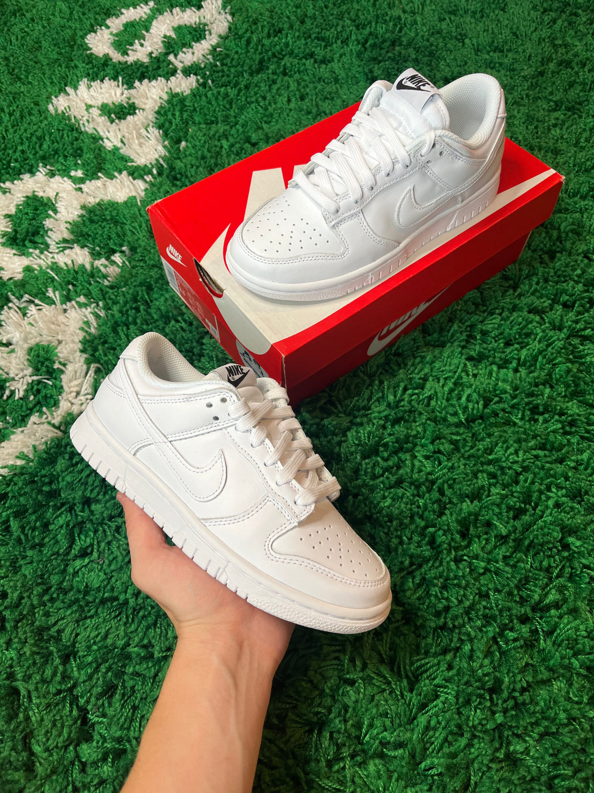 Nike Dunk “Triple White” - product view 3