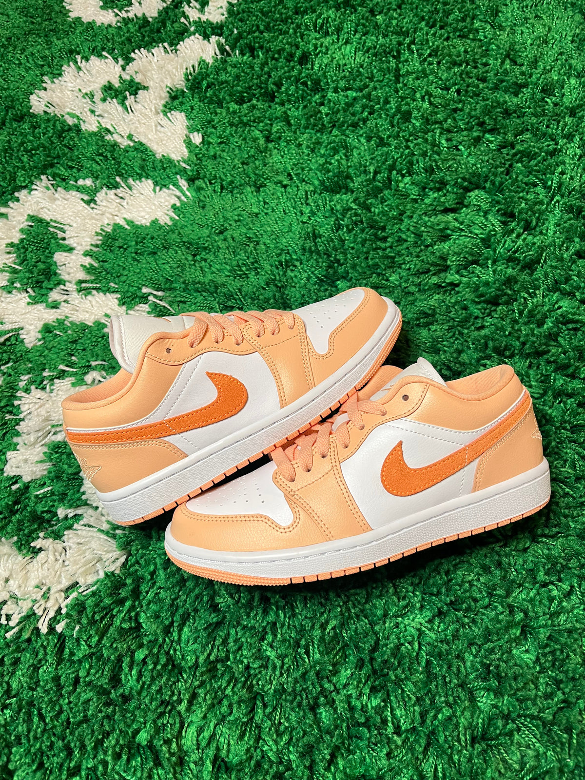 Jordan 1 Low “Sunset Haze” - product view 1