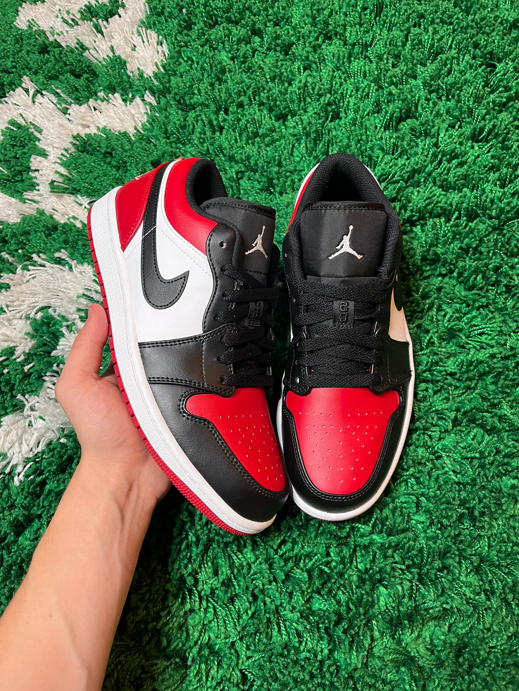 Jordan 1 Low “Bred Toe” - product view 3