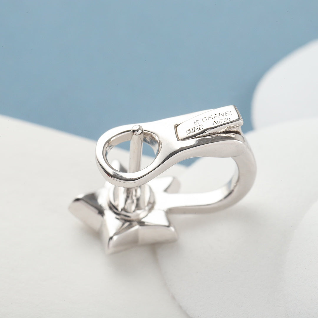 Chanel Comette Etoille Diamonds Flug Silver Earrings - product view 5