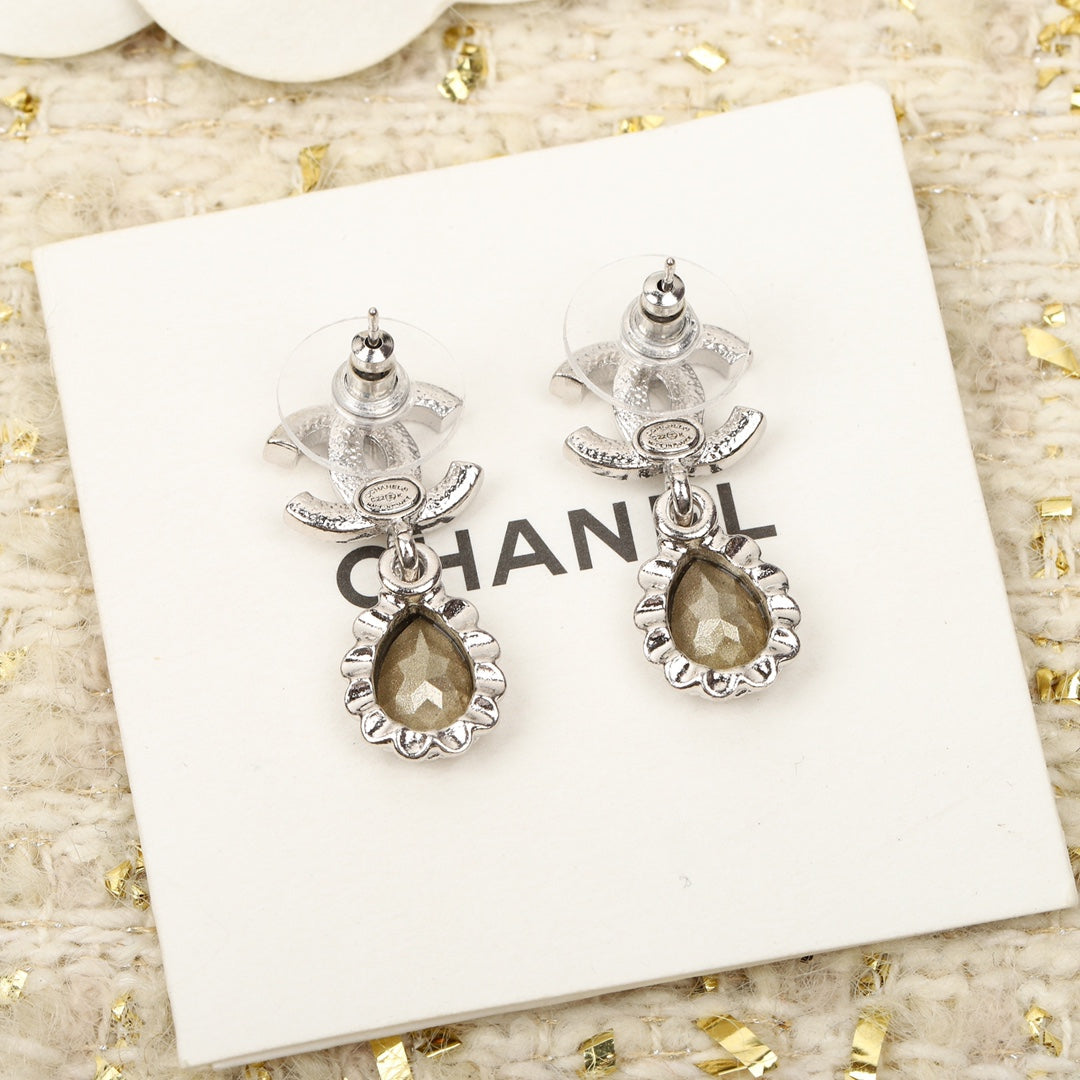 Chanel Double C Diamonds Teardrop Earrings - product view 8