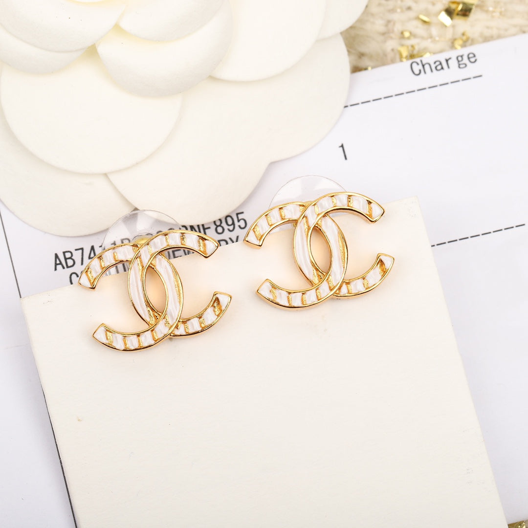 Chanel Oil Dripping Double C Earrings - product view 2